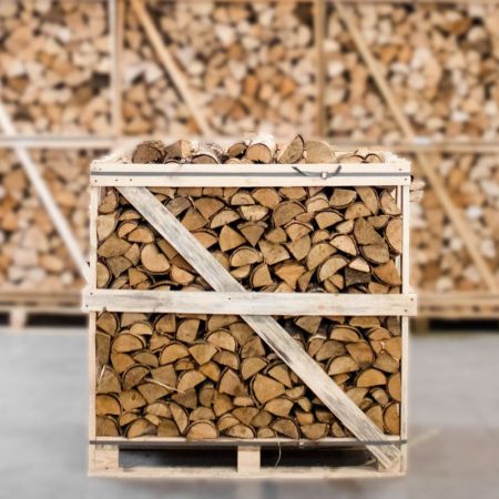 Halbe Palette kammergetrocknetes gespalten Birke Brennholz 25cm Stimmungsfoto