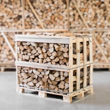 Halbe palette kammergetrocknetes gespalten Hainbuche Brennholz 25cm Stimmungsfoto